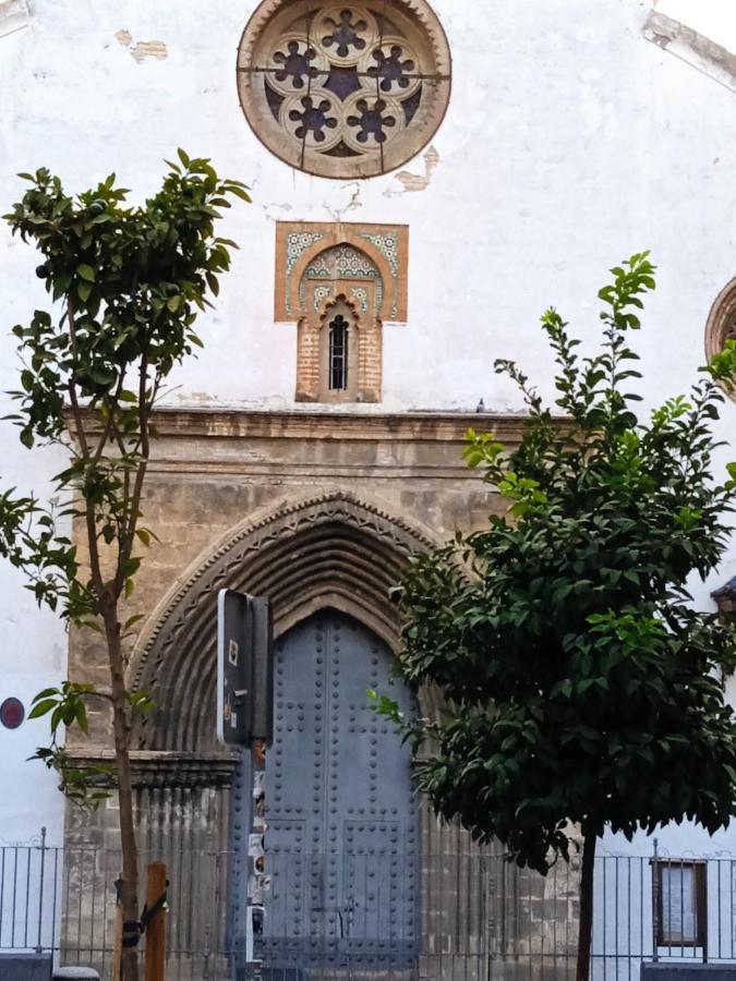 Apartamento Casco Antiguo Exterior Unico En Segunda Planta En Un Edificio De De Dos Plantas Sewilla Zewnętrze zdjęcie