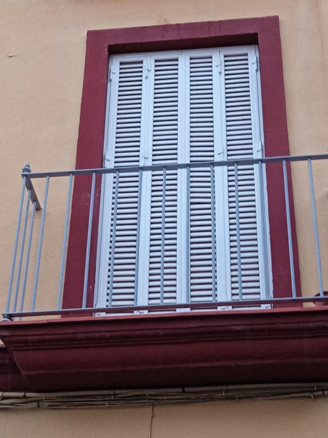 Apartamento Casco Antiguo Exterior Unico En Segunda Planta En Un Edificio De De Dos Plantas Sewilla Zewnętrze zdjęcie